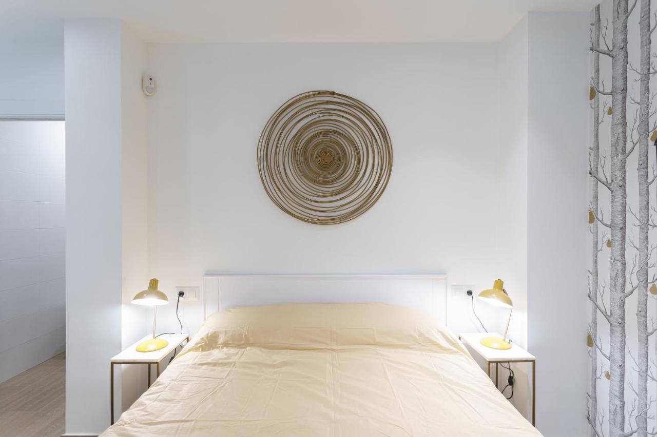 Teatro Suites Malaga Urban Flat Exterior photo
